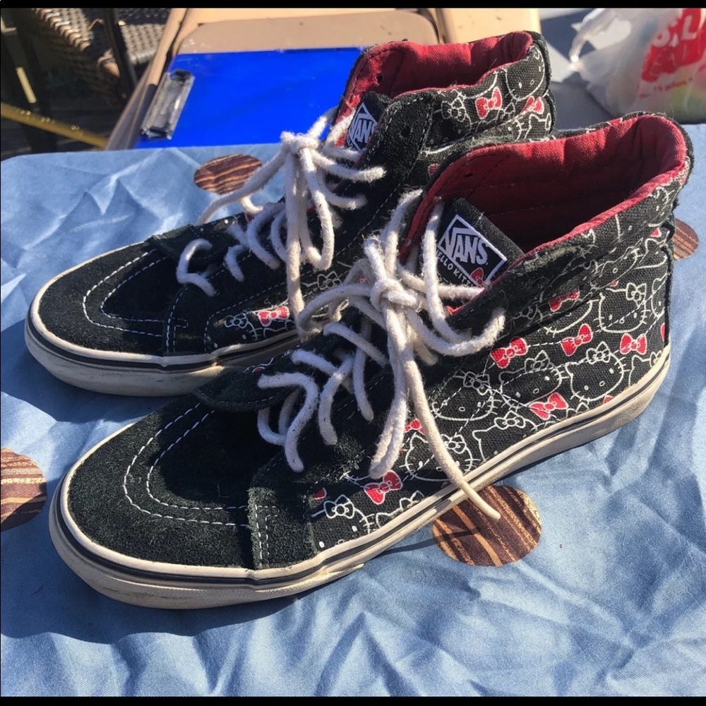 Hello Kitty Vans